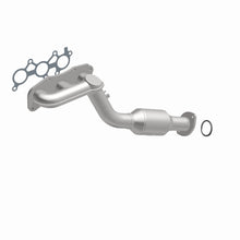 Load image into Gallery viewer, MagnaFlow Direct-Fit SS Catalytic Converter 2006 Lexus GS300 V6 3.0L DS