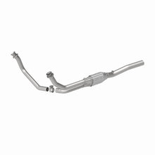 Load image into Gallery viewer, MagnaFlow Conv Direct Fit 96-97 Dodge B1500/B2500/B3500 V8 Underbody