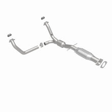 Load image into Gallery viewer, MagnaFlow Conv DF 00-03 Chevy S-10 4.3L