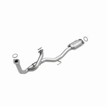 Load image into Gallery viewer, MagnaFlow Conv DF 97-02 Toyota Carmry 3.0L