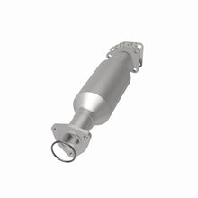 Load image into Gallery viewer, MagnaFlow Honda Odyssey Direct-Fit Catalytic Converter