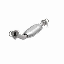 Load image into Gallery viewer, MagnaFlow Conv DF 00-02 Toyota Tundra 4.7L