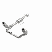 Load image into Gallery viewer, MagnaFlow Conv DF 00-03 Dodge Durango 4.7L