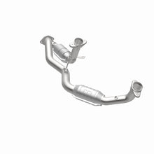 Load image into Gallery viewer, MagnaFlow Conv DF 96-99 Taurus 3.4L Front C