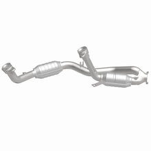 Load image into Gallery viewer, MagnaFlow Conv DF 96-99 Taurus 3.4L Front C