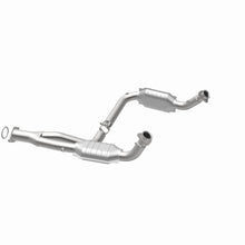 Load image into Gallery viewer, MagnaFlow Conv DF 07-09 Chevrolet/GMC Silverado/Sierra 2500 HD 6.0L Y-Pipe Assembly excludes Classic