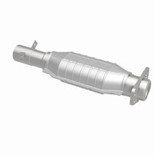 Load image into Gallery viewer, MagnaFlow California Grade Catalytic Converter Direct Fit 91-92 Oldsmobile Bravada V6 4.3L