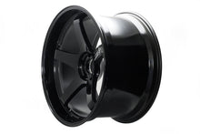 Load image into Gallery viewer, Advan GT Premium Version 20x10.5 +24 5-114.3 Racing Gloss Black Wheel