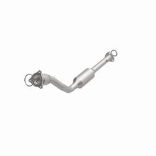 Load image into Gallery viewer, MagnaFlow Conv DF 99-02 Chevrolet Cavalier